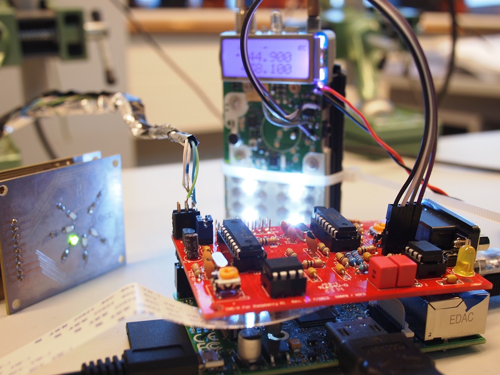 Rasberry-PI-vervunden-mit-Boafeng-UV-5R-via-TNC-PI