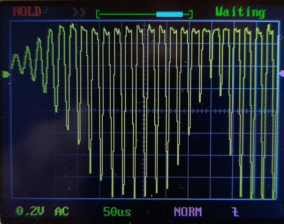Aufschwingen-Empfangs_Piezos-Empfang-akkustischen40kHz-Signal